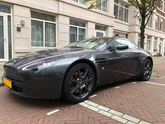 Aston Martin Vantage V8 Vantage Sportshift