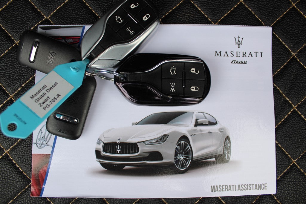 Maserati Ghibli 3.0 V6 D / Schuifdak / Camera / Luxe leder /