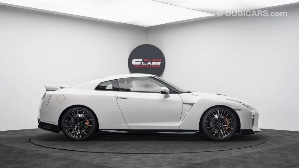 Nissan GT-R - Under Warranty and Service Contract