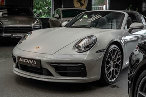 Porsche 911 3.0 Targa 4S Sportdesign Sportchrono