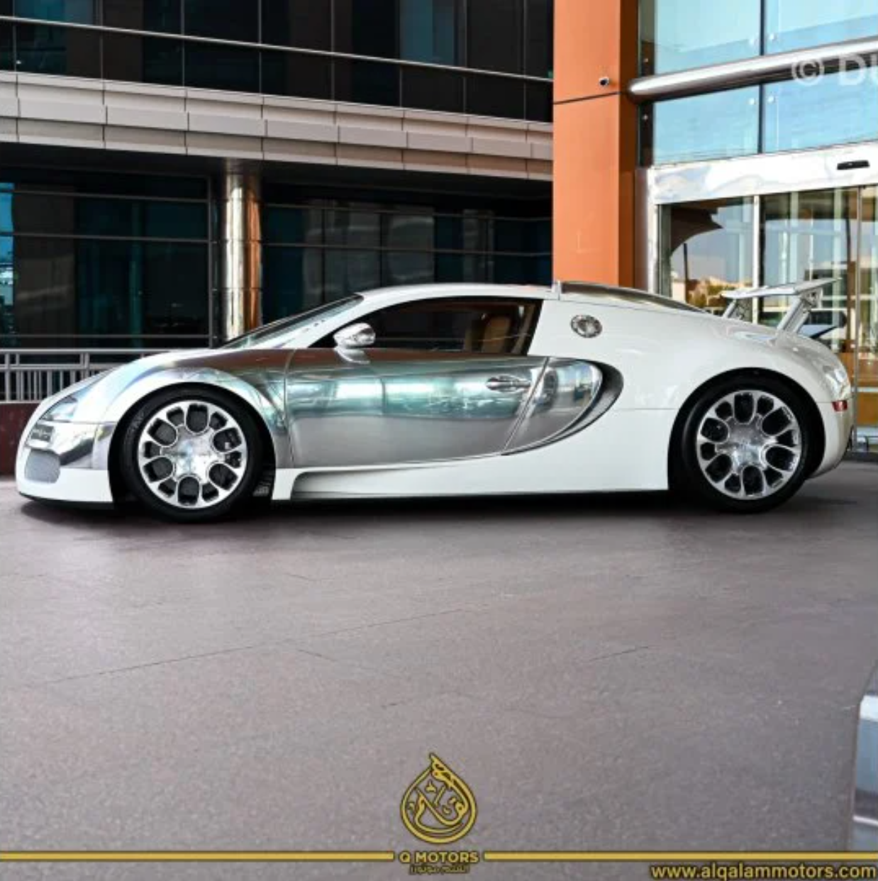 Bugatti Veyron 1 OF 5