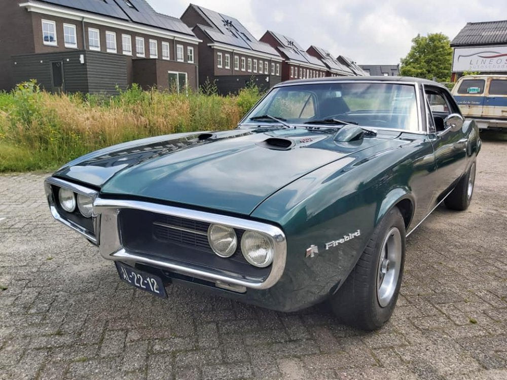 Pontiac Firebird 400