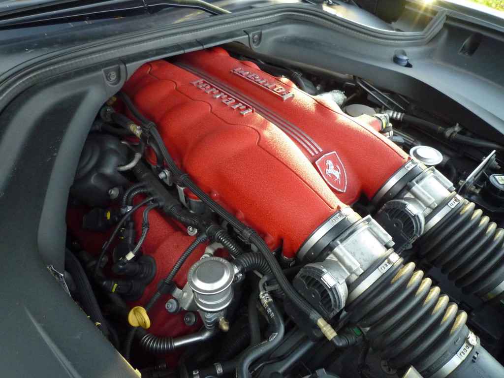 Ferrari California 4.3 V8